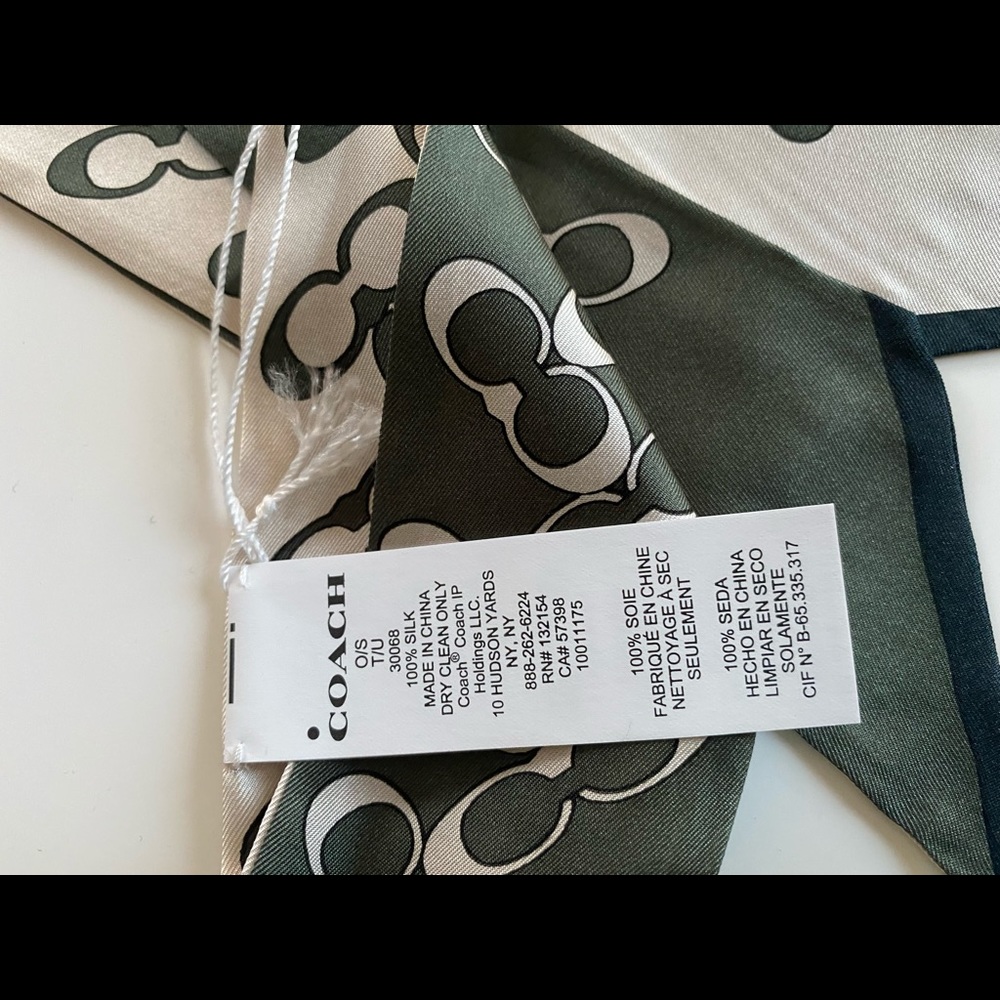 NWT Coach Signature Silk Scarf 30068 Forest Green - Picture 5 of 8